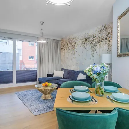 Tukan B101 Nadmorskie Tarasy - *