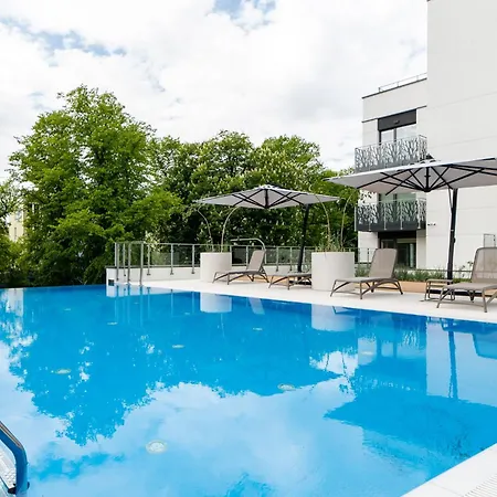 Tukan B101 Nadmorskie Tarasy - كولوبرزيغ