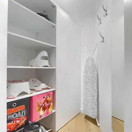 Tukan B101 Nadmorskie Tarasy - Колобжег